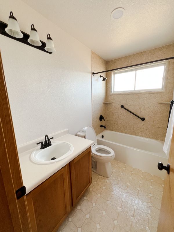 Top Bathroom Remodeling Companies in Brecksville, OH